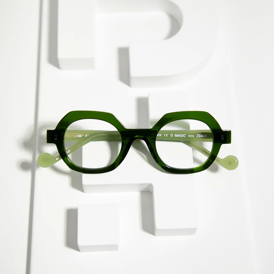 ONTHEDOT-950