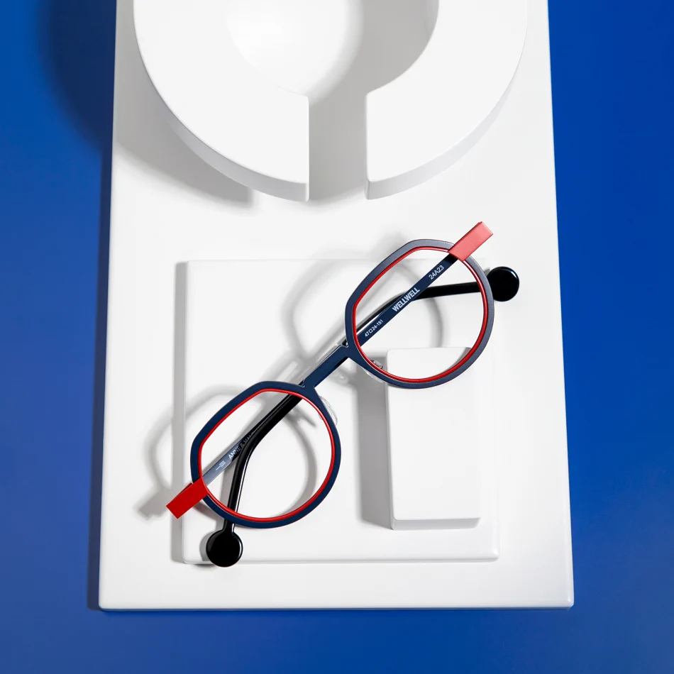 Anne et Valentin brillen bij Boschman Optiek in Heerde – kleurrijk en uniek montuur